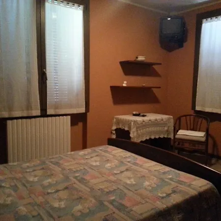 Lo Zodiaco Guest house *
